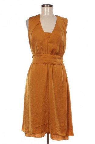 Kleid United Colors Of Benetton, Größe M, Farbe Gelb, Preis 33,40 €