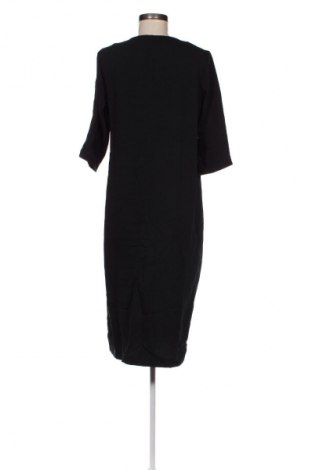 Kleid VILA, Größe M, Farbe Schwarz, Preis 23,66 €