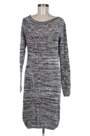 Kleid VILA, Größe M, Farbe Grau, Preis 1,99 €