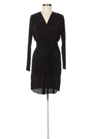 Rochie Vero Moda, Mărime M, Culoare Negru, Preț 61,99 Lei