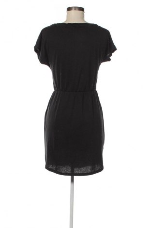 Šaty  Vero Moda, Velikost S, Barva Černá, Cena  450,00 Kč