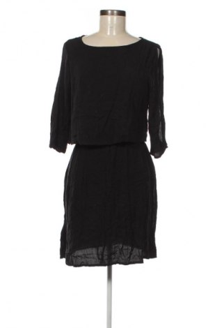 Kleid Vero Moda, Größe S, Farbe Schwarz, Preis € 3,99