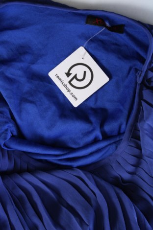 Kleid Xtaren, Größe M, Farbe Blau, Preis € 40,36