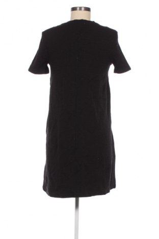 Kleid Zara Trafaluc, Größe L, Farbe Schwarz, Preis 15,99 €