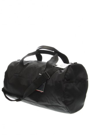 Geantă de călătorie Tommy Hilfiger, Culoare Negru, Preț 983,55 Lei