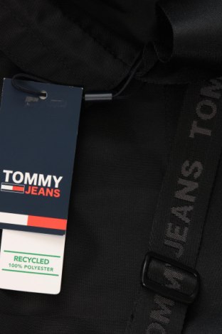 Сак Tommy Jeans, Цвят Черен, Цена 111,29 лв.