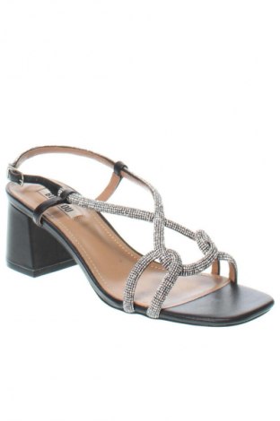 Sandalen Bibi Lou, Größe 37, Farbe Mehrfarbig, Preis 104,64 €