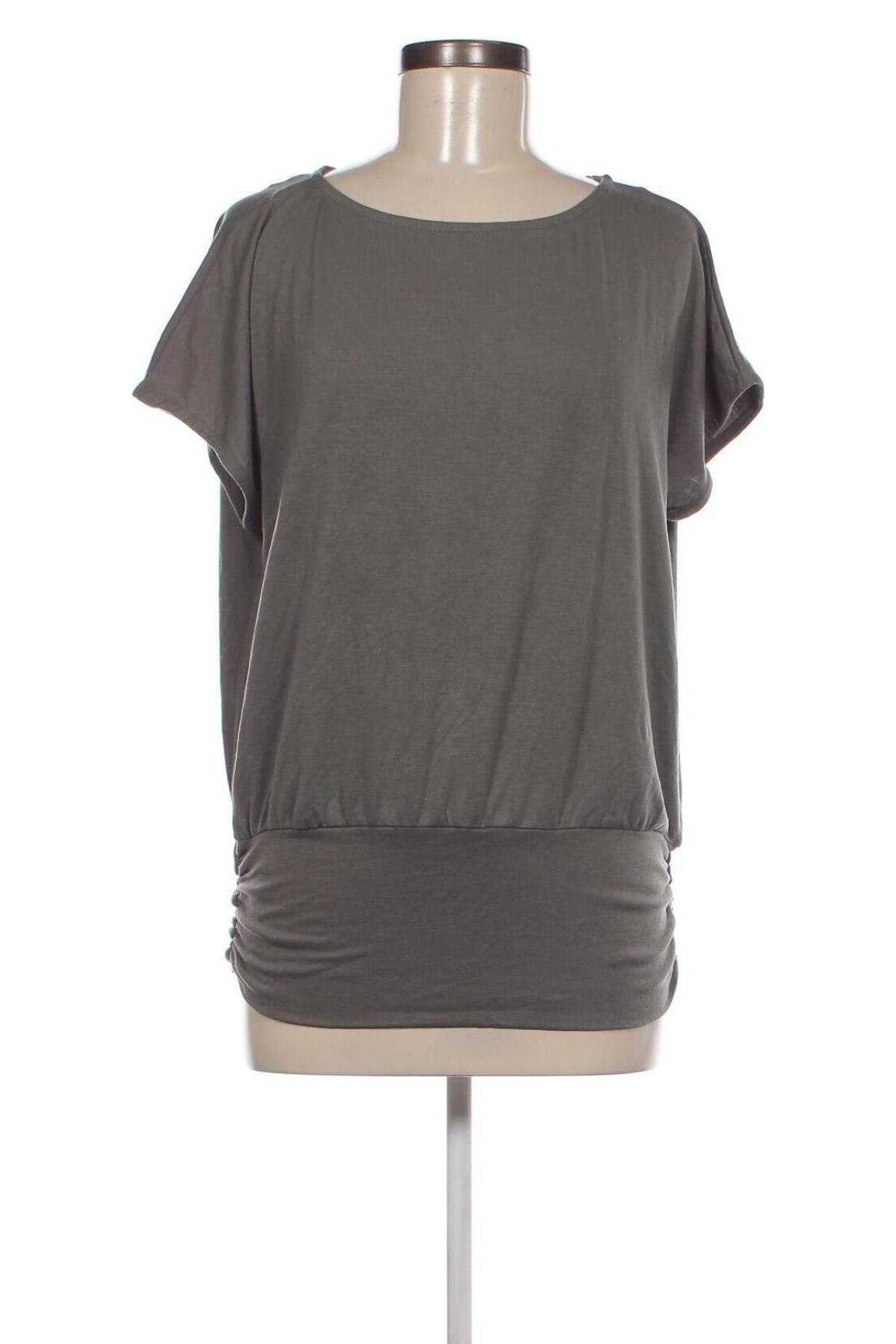 Damen Shirt Janina, Größe M, Farbe Grün, Preis € 13,22