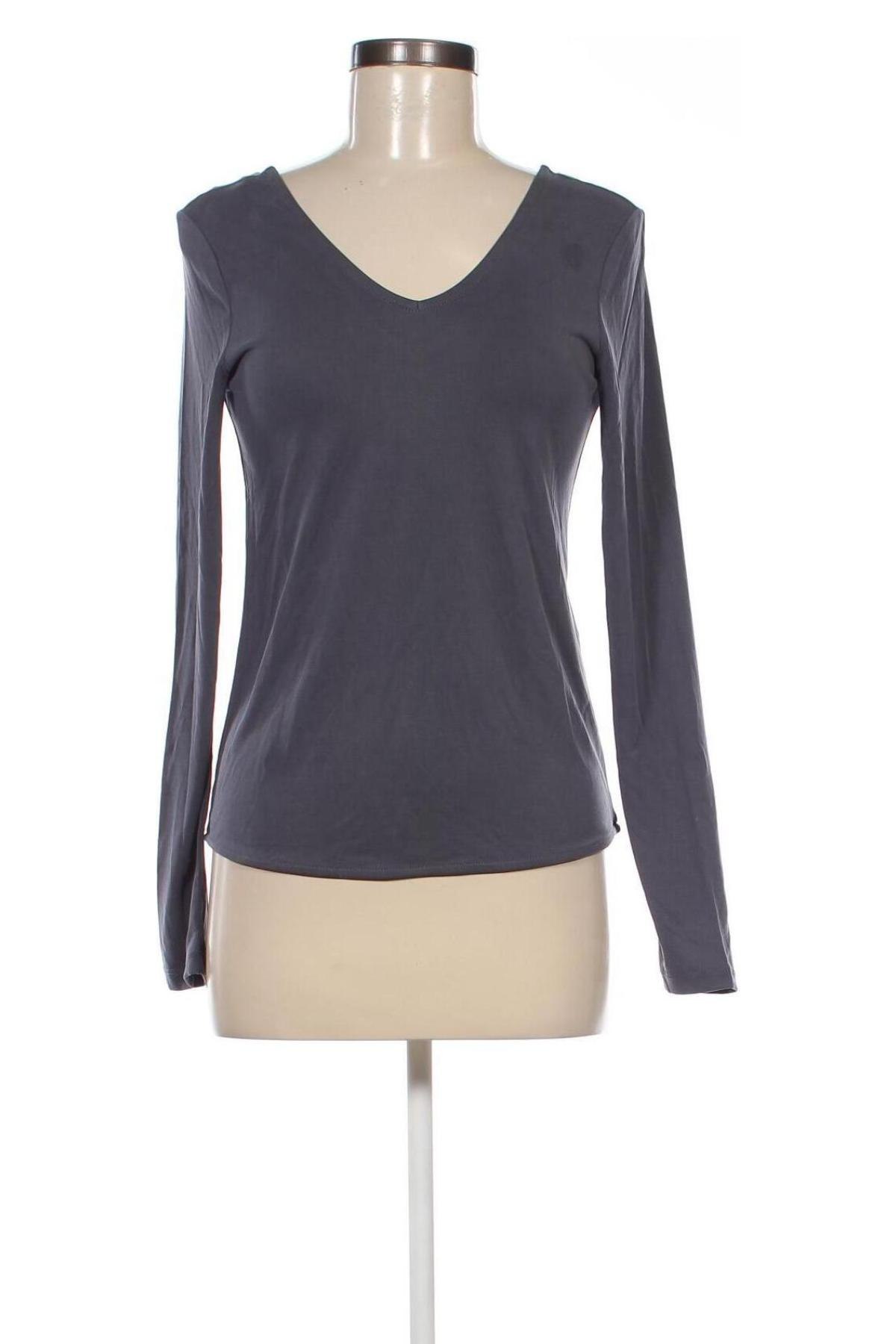 Damen Shirt Vero Moda, Größe XS, Farbe Grau, Preis 23,71 €