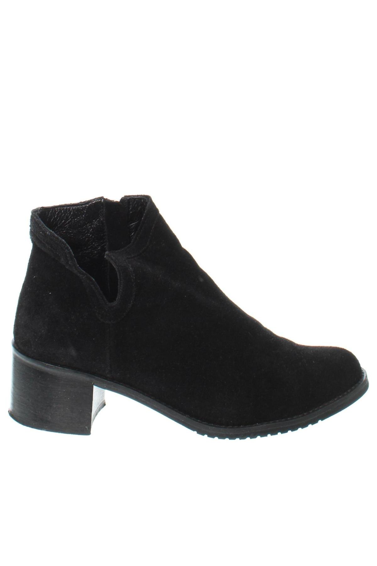 Damen Stiefeletten, Größe 38, Farbe Schwarz, Preis 27,99 €