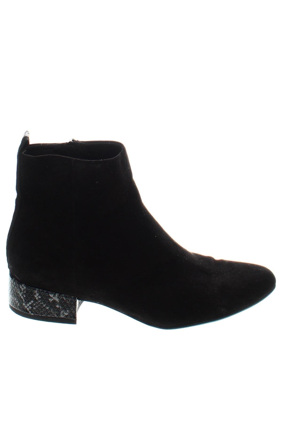 Damen Stiefeletten Graceland, Größe 38, Farbe Schwarz, Preis 33,40 €