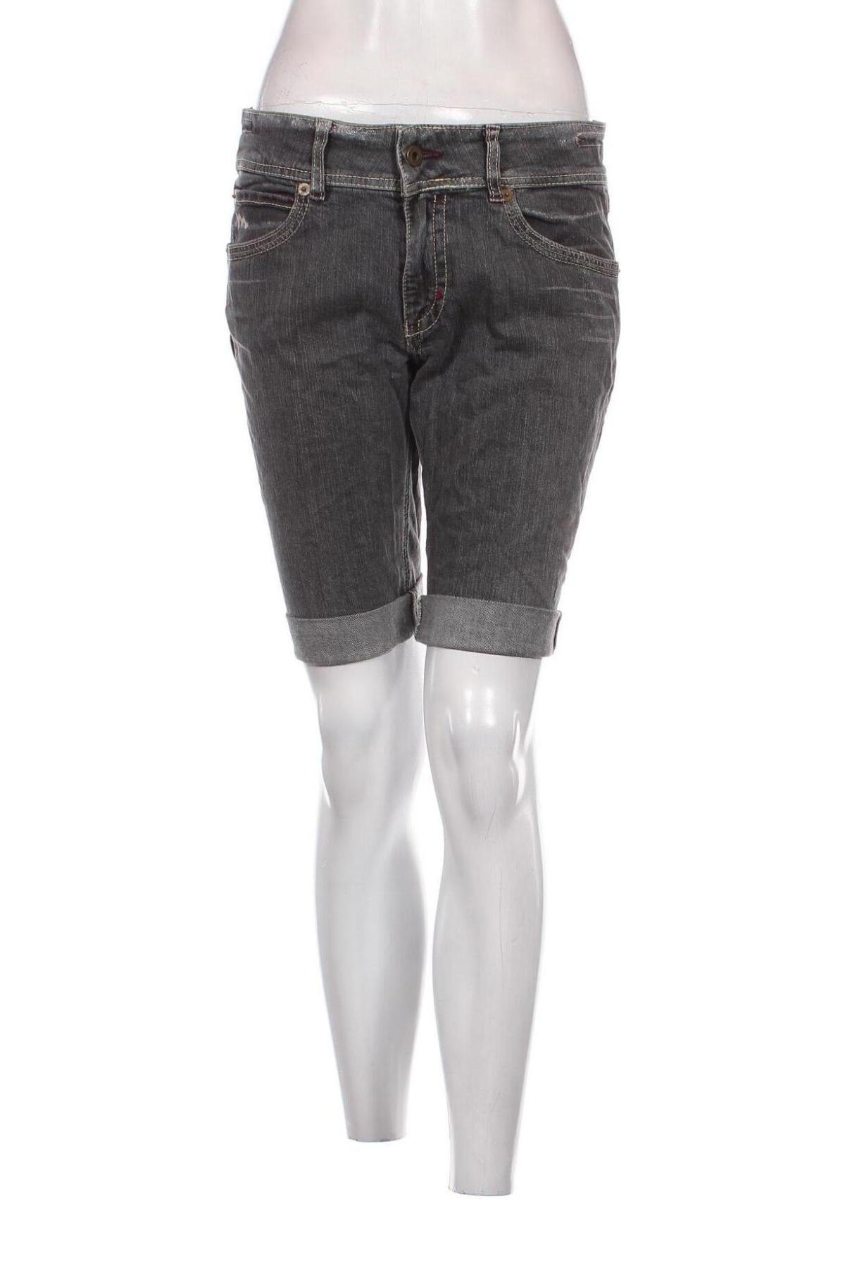 Damen Shorts Mustang, Größe L, Farbe Grau, Preis € 23,66