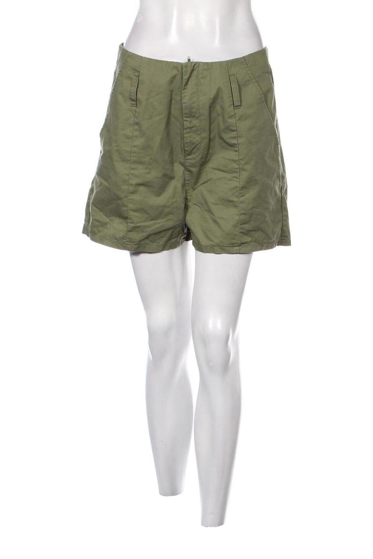 Дамски къс панталон Sinsay, Размер M, Цвят Зелен, Цена 10,85 лв.