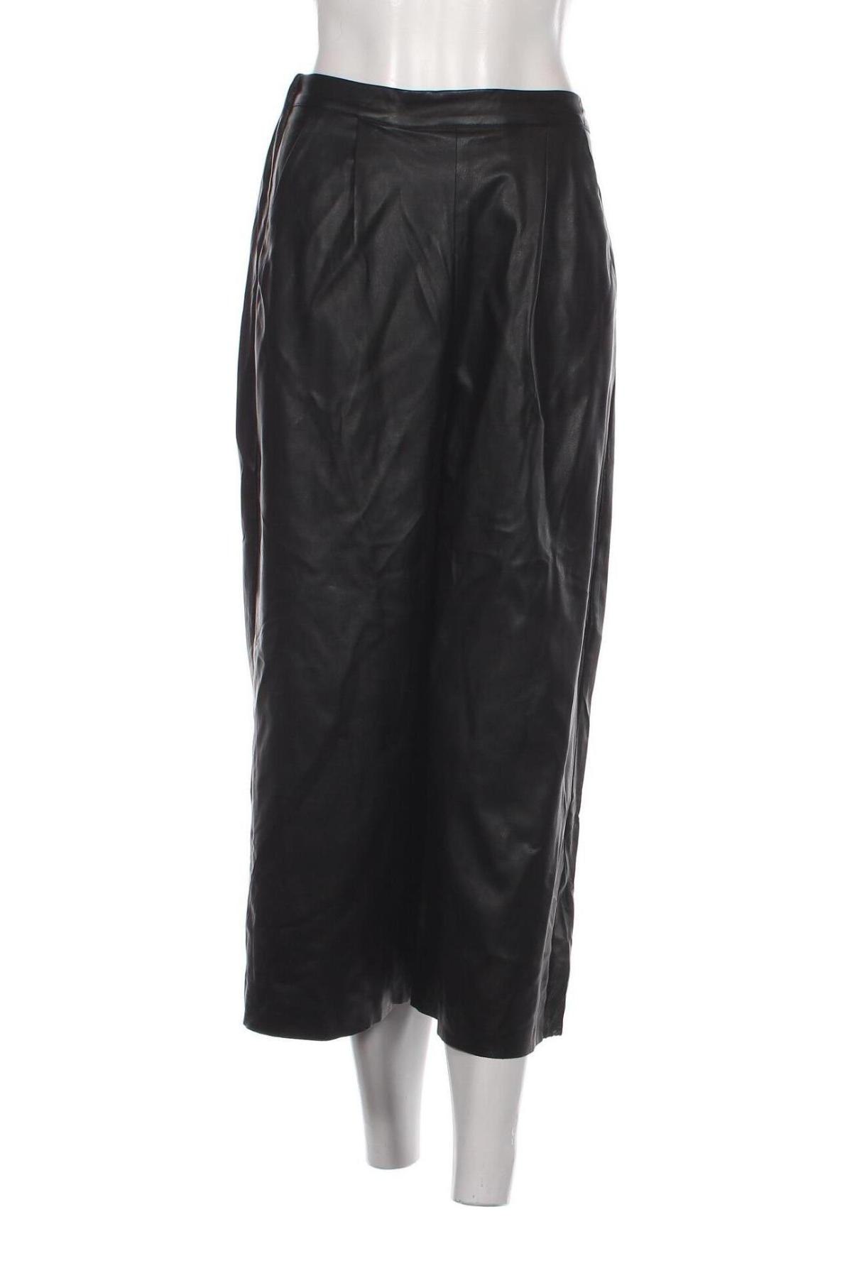 Pantaloni de femei Lola Liza, Mărime S, Culoare Negru, Preț 25,99 Lei