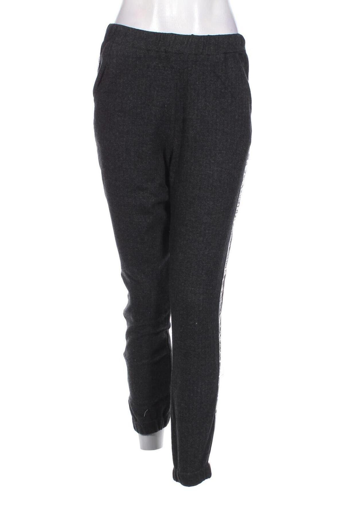 Pantaloni de femei Teddy Smith, Mărime L, Culoare Gri, Preț 70,99 Lei