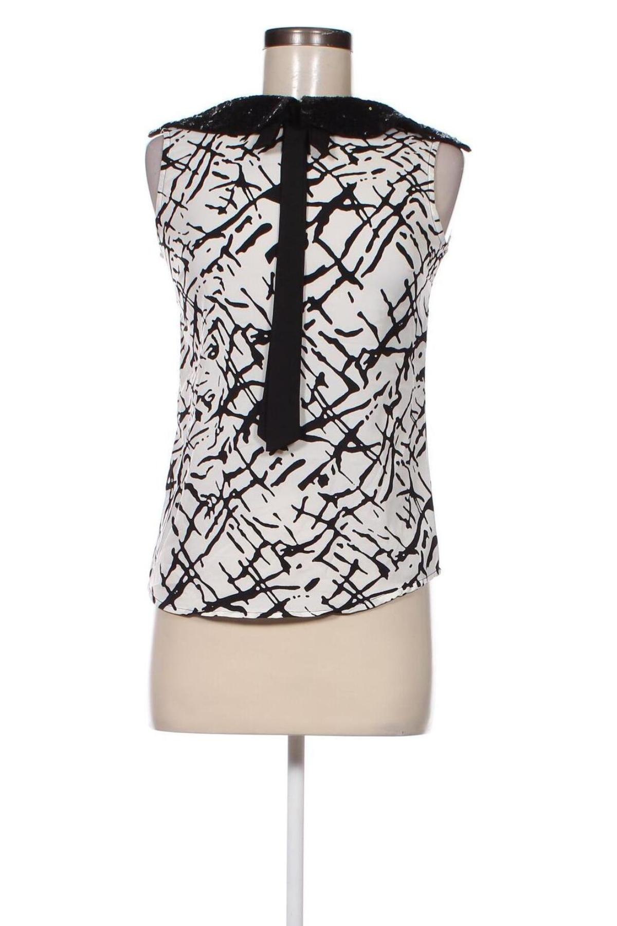 Γυναικείο αμάνικο μπλουζάκι, Μέγεθος S, Χρώμα Πολύχρωμο, Τιμή 2,73 €