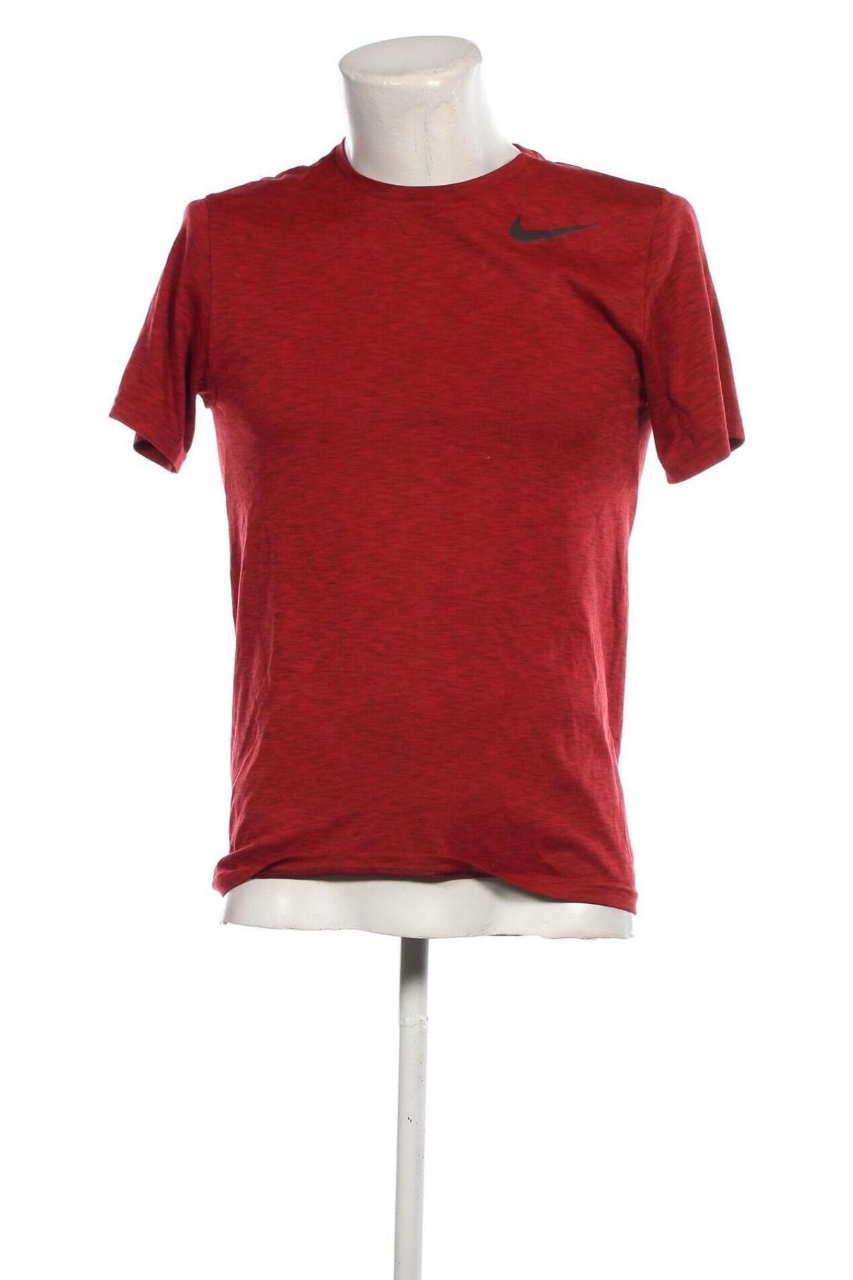 Pánské tričko  Nike, Velikost S, Barva Červená, Cena  387,00 Kč