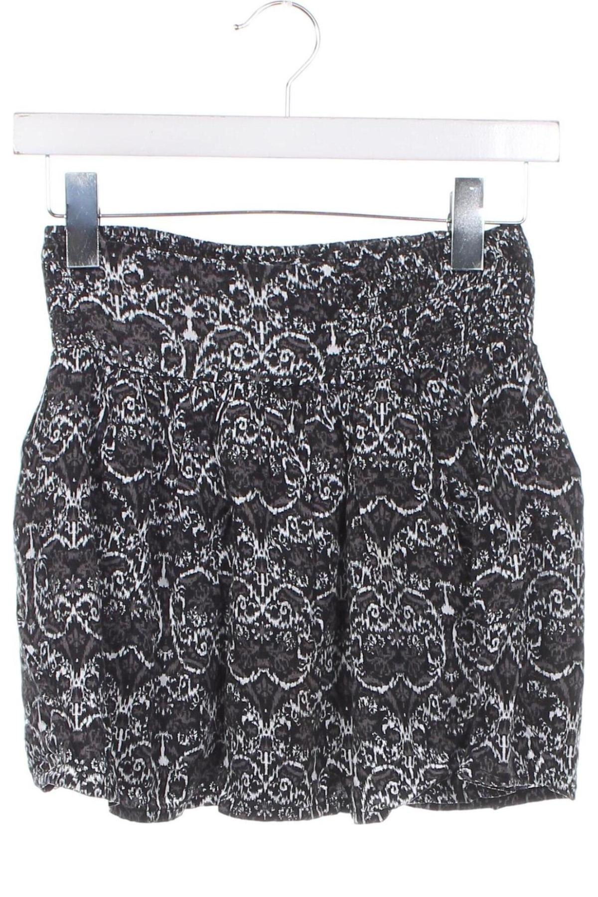 Fustă Xhilaration, Mărime XS, Culoare Multicolor, Preț 9,99 Lei