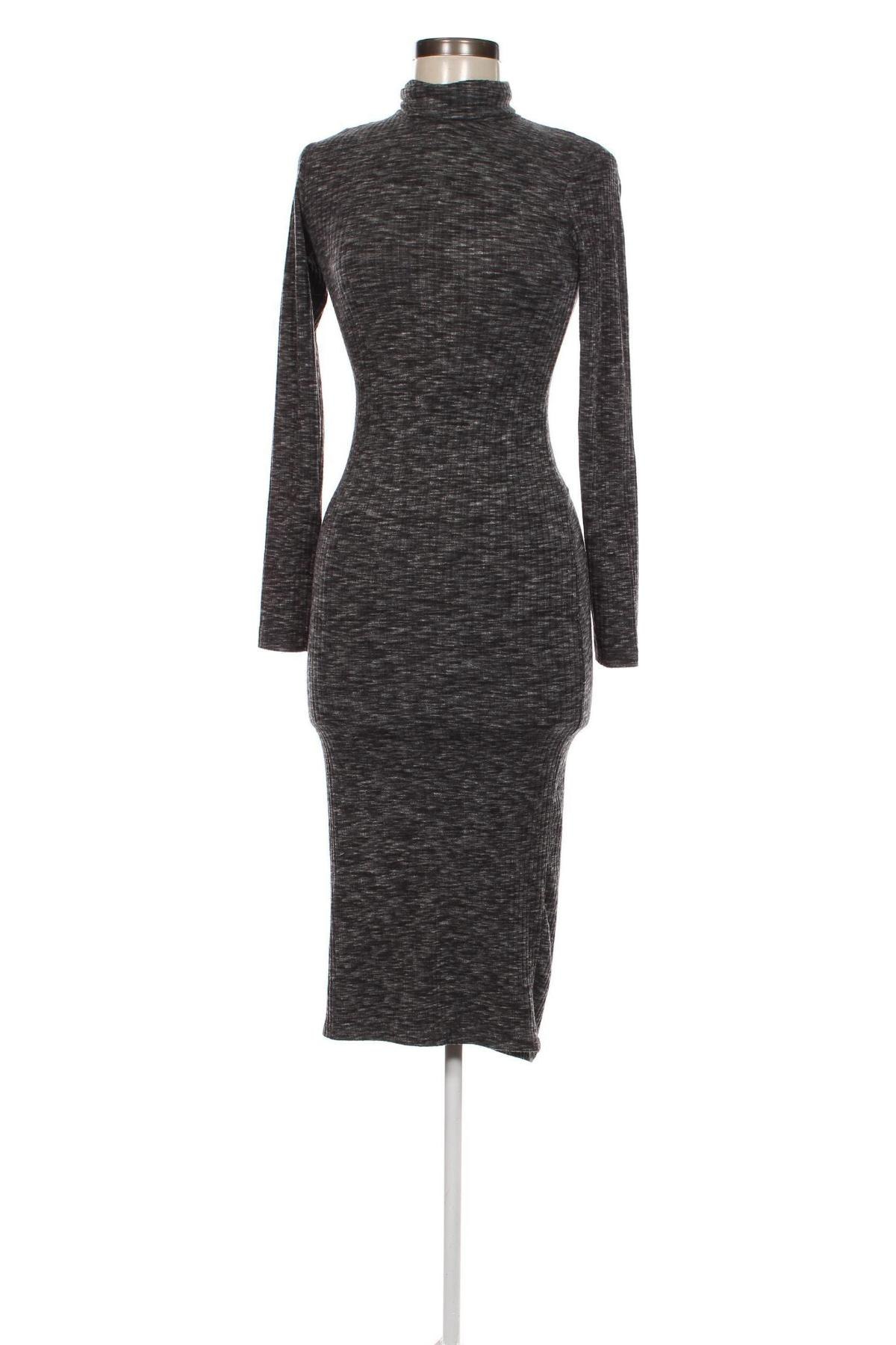 Kleid, Größe S, Farbe Grau, Preis 3,99 €