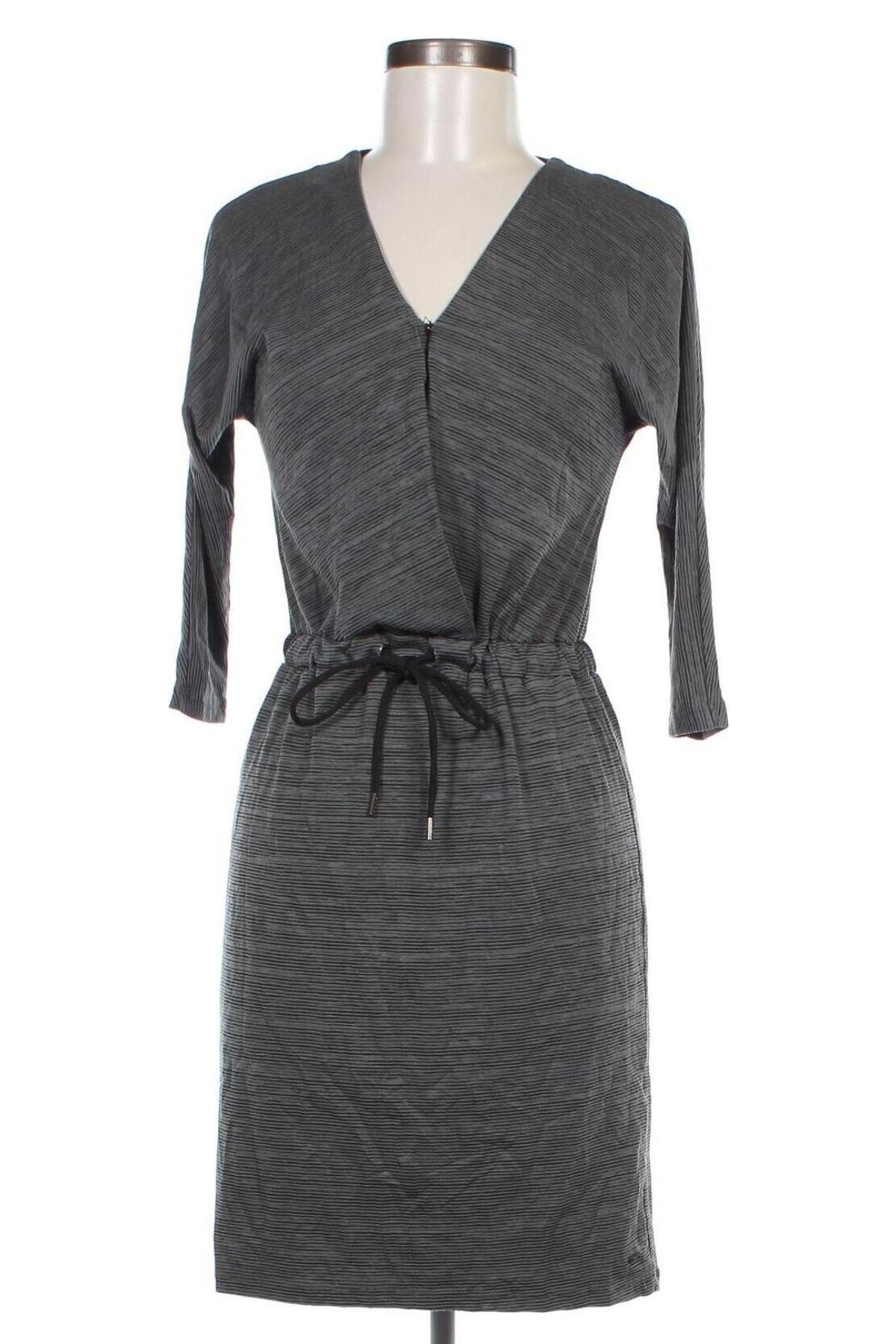 Kleid, Größe XS, Farbe Grau, Preis € 4,99