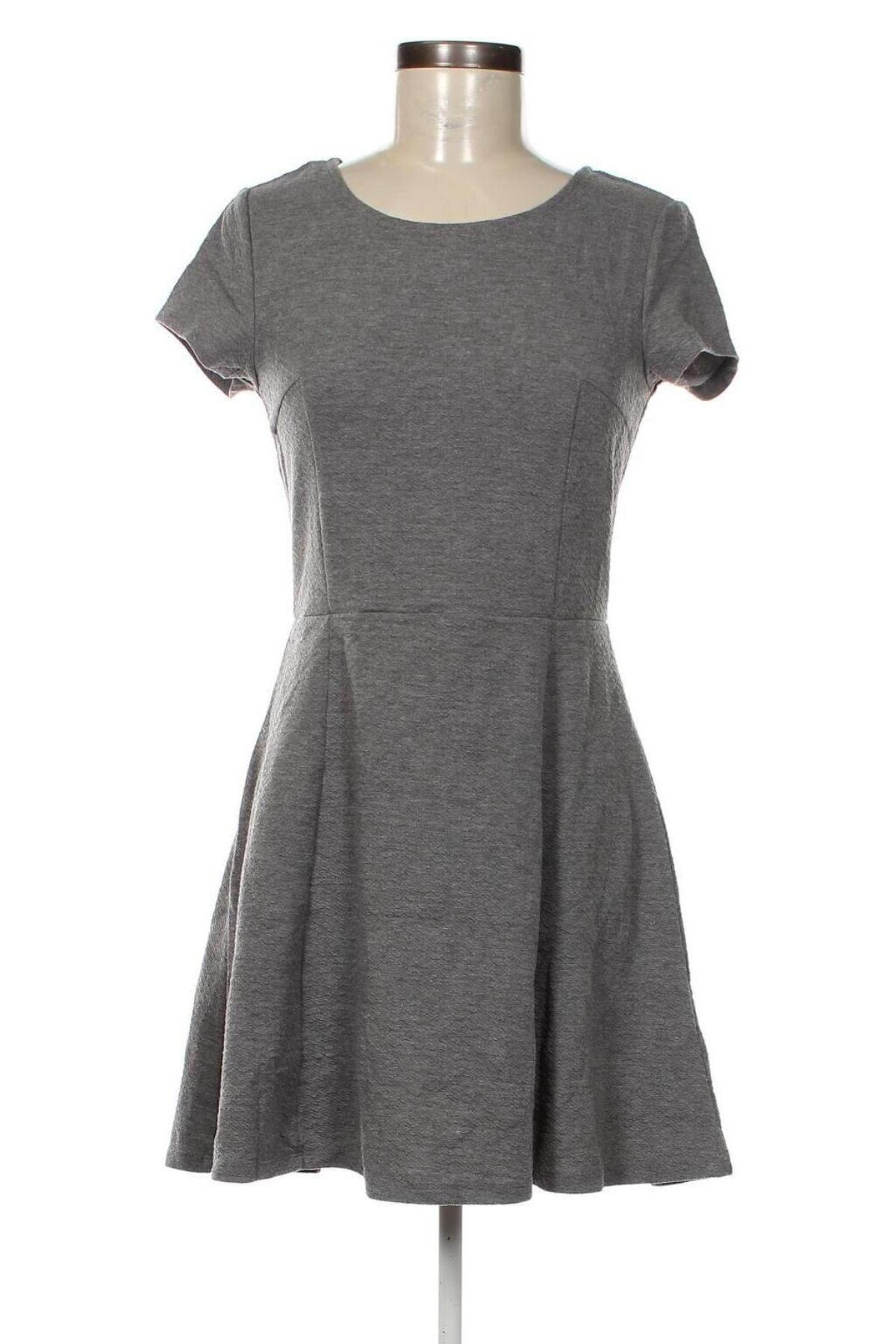 Kleid H&M Divided, Größe M, Farbe Grau, Preis 5,49 €