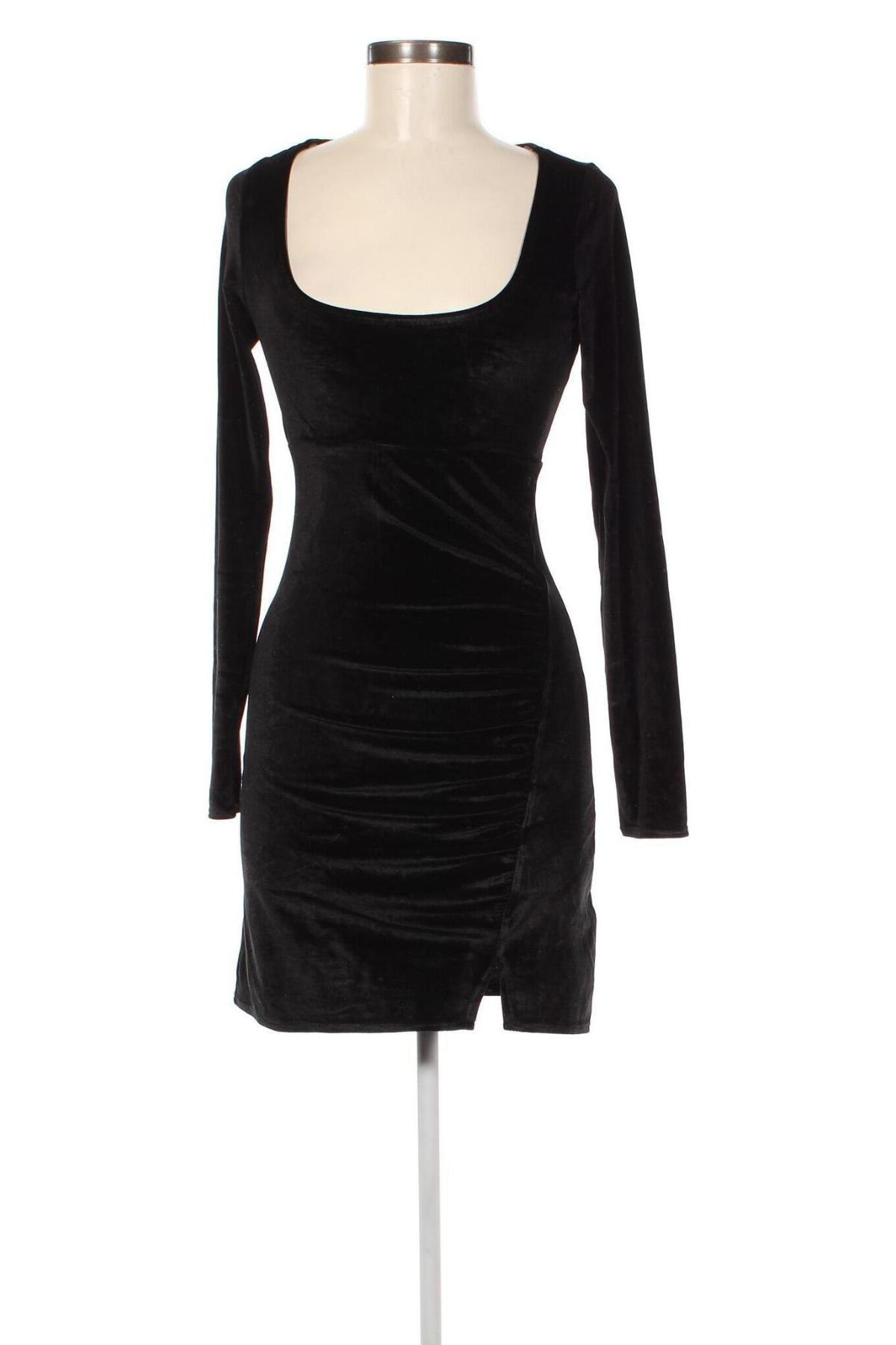 Kleid Hollister, Größe S, Farbe Schwarz, Preis 33,40 €