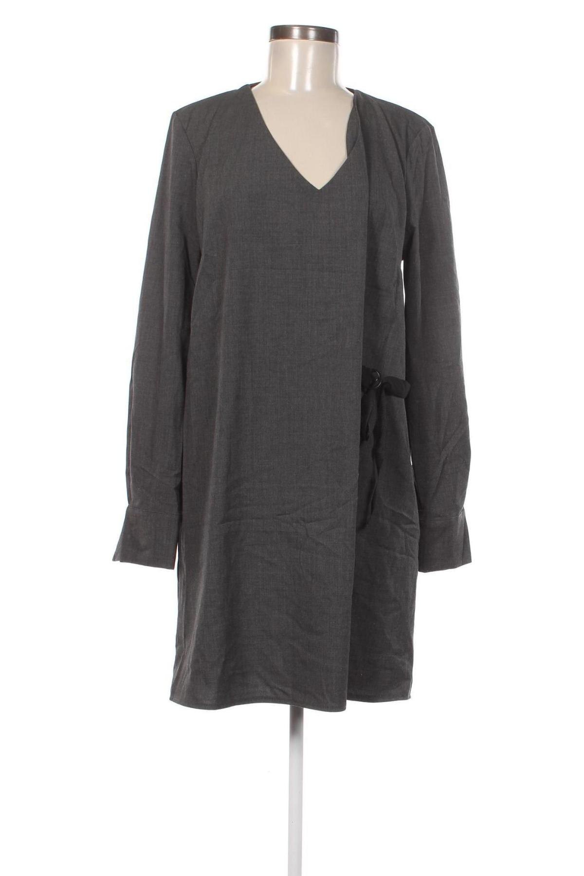 Kleid Rinascimento, Größe XL, Farbe Grau, Preis € 31,38