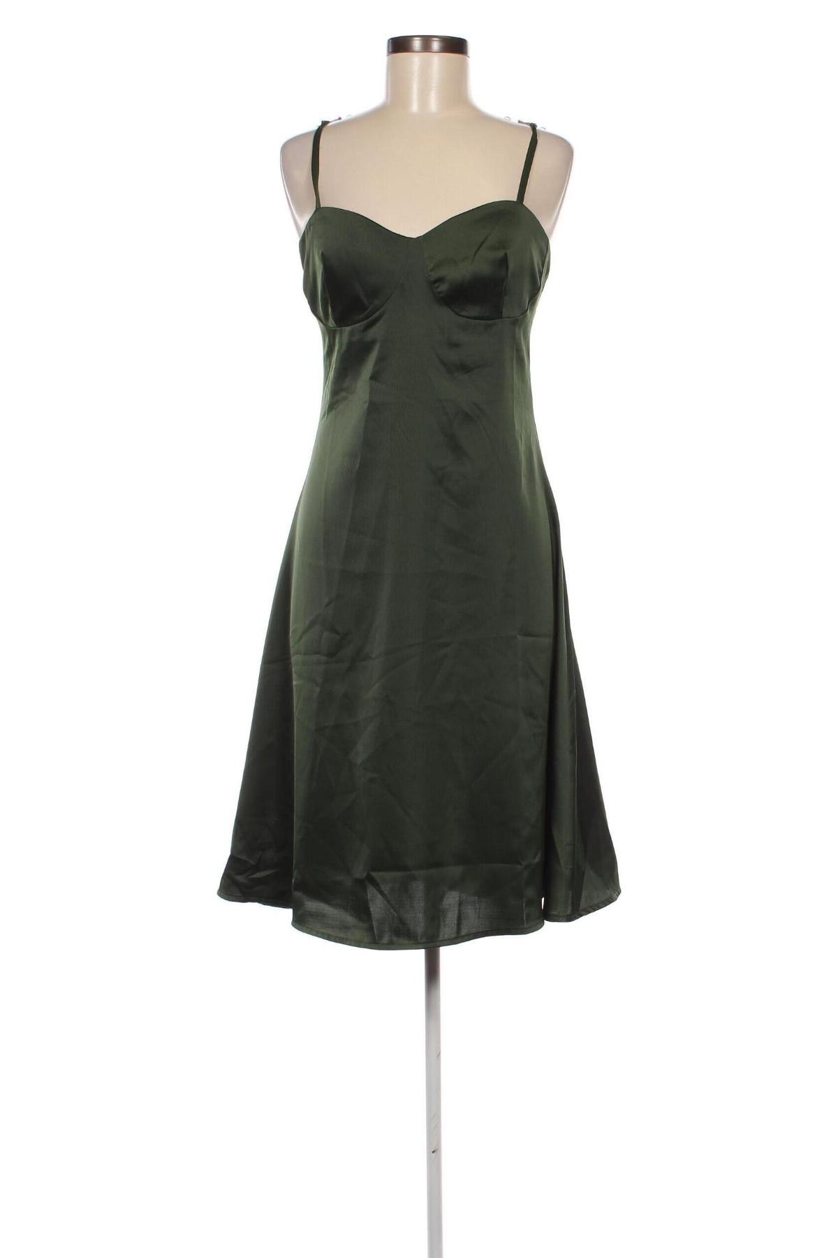Kleid Wal G, Größe M, Farbe Grün, Preis 39,69 €