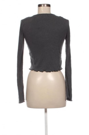 Bluză de femei Bershka, Mărime M, Culoare Gri, Preț 64,99 Lei