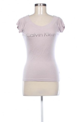 Bluzka damska Calvin Klein, Rozmiar M, Kolor Popielaty róż, Cena 156,32 zł