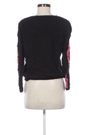 Dámska blúza Kendall & Kylie, Veľkosť S, Farba Viacfarebná, Cena  11,95 €