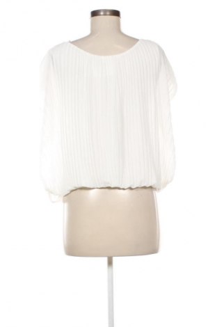 Damen Shirt NEW COLLECTION, Größe S, Farbe Weiß, Preis € 18,99