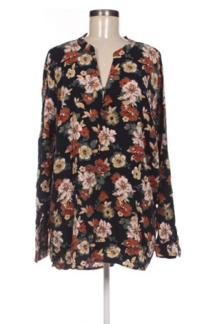 Damen Shirt ONLY Carmakoma, Größe 3XL, Farbe Mehrfarbig, Preis 31,99 €