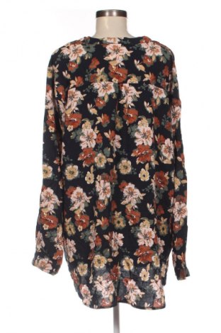 Damen Shirt ONLY Carmakoma, Größe 3XL, Farbe Mehrfarbig, Preis 31,99 €