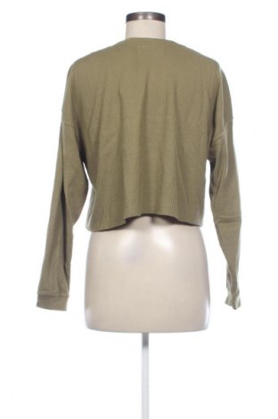 Γυναικεία μπλούζα Pull&Bear, Μέγεθος S, Χρώμα Πράσινο, Τιμή 9,72 €