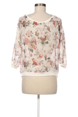 Damen Shirt Pull&Bear, Größe M, Farbe Mehrfarbig, Preis 13,99 €