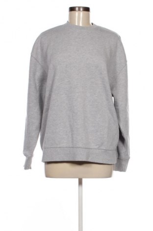 Дамска блуза Pull&Bear, Размер S, Цвят Сив, Цена 32,99 лв.