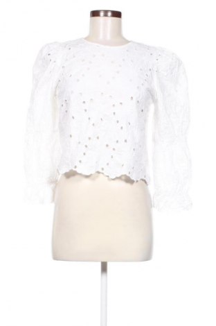 Damen Shirt Stradivarius, Größe M, Farbe Weiß, Preis 9,72 €