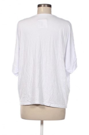 Дамска блуза Unbranded, Размер XXL, Цвят Бял, Цена 19,99 лв.