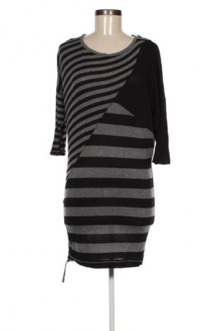 Damen Shirt Zara Trafaluc, Größe M, Farbe Mehrfarbig, Preis € 13,99