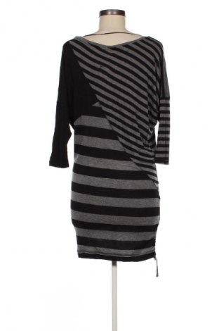 Damen Shirt Zara Trafaluc, Größe M, Farbe Mehrfarbig, Preis € 13,99