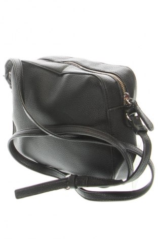Damentasche Guess, Farbe Schwarz, Preis 66,12 €