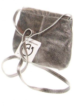 Damentasche Pieces, Farbe Silber, Preis 18,99 €