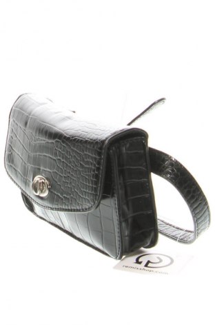 Damska torebka Stradivarius, Kolor Czarny, Cena 53,99 zł