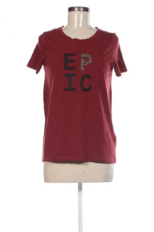 Γυναικείο t-shirt B.Young, Μέγεθος S, Χρώμα Κόκκινο, Τιμή 10,99 €