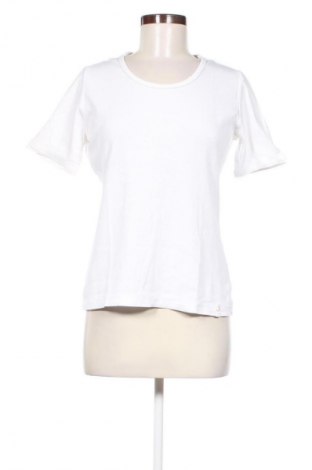 Γυναικείο t-shirt Brax, Μέγεθος M, Χρώμα Λευκό, Τιμή 13,80 €