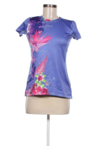 Γυναικείο t-shirt Desigual, Μέγεθος S, Χρώμα Πολύχρωμο, Τιμή 15,79 €