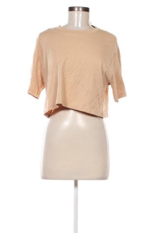 Γυναικείο t-shirt Fb Sister, Μέγεθος S, Χρώμα  Μπέζ, Τιμή 10,99 €