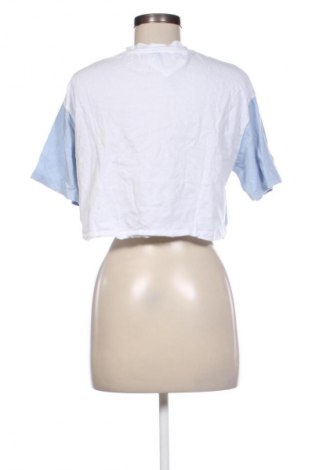 Γυναικείο t-shirt Fb Sister, Μέγεθος S, Χρώμα Πολύχρωμο, Τιμή 8,69 €