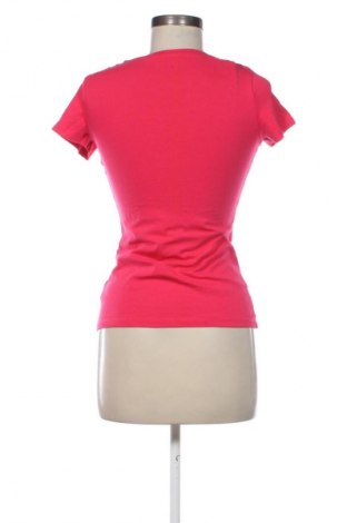 Γυναικείο t-shirt Guess, Μέγεθος S, Χρώμα Ρόζ , Τιμή 25,63 €